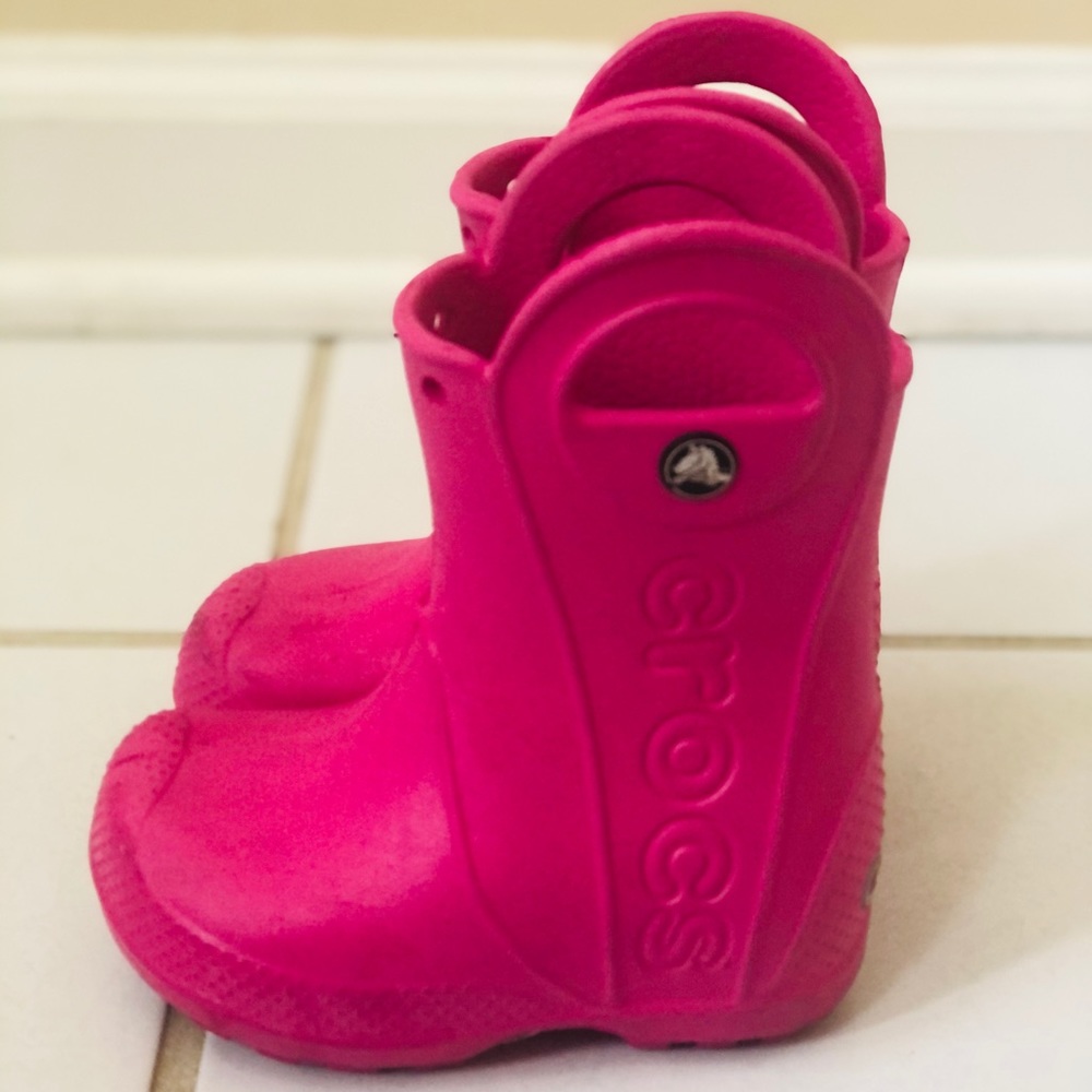 Pink CROCS rain boots EUC
